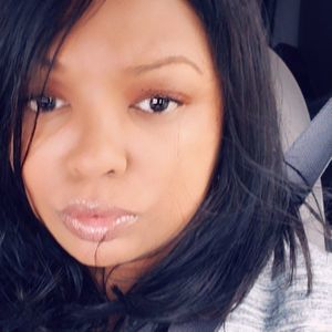 Meet your Posher, Simone